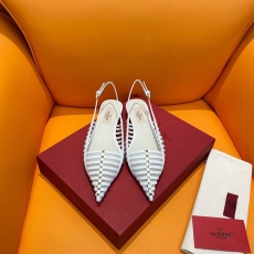 Valentino flat shoes